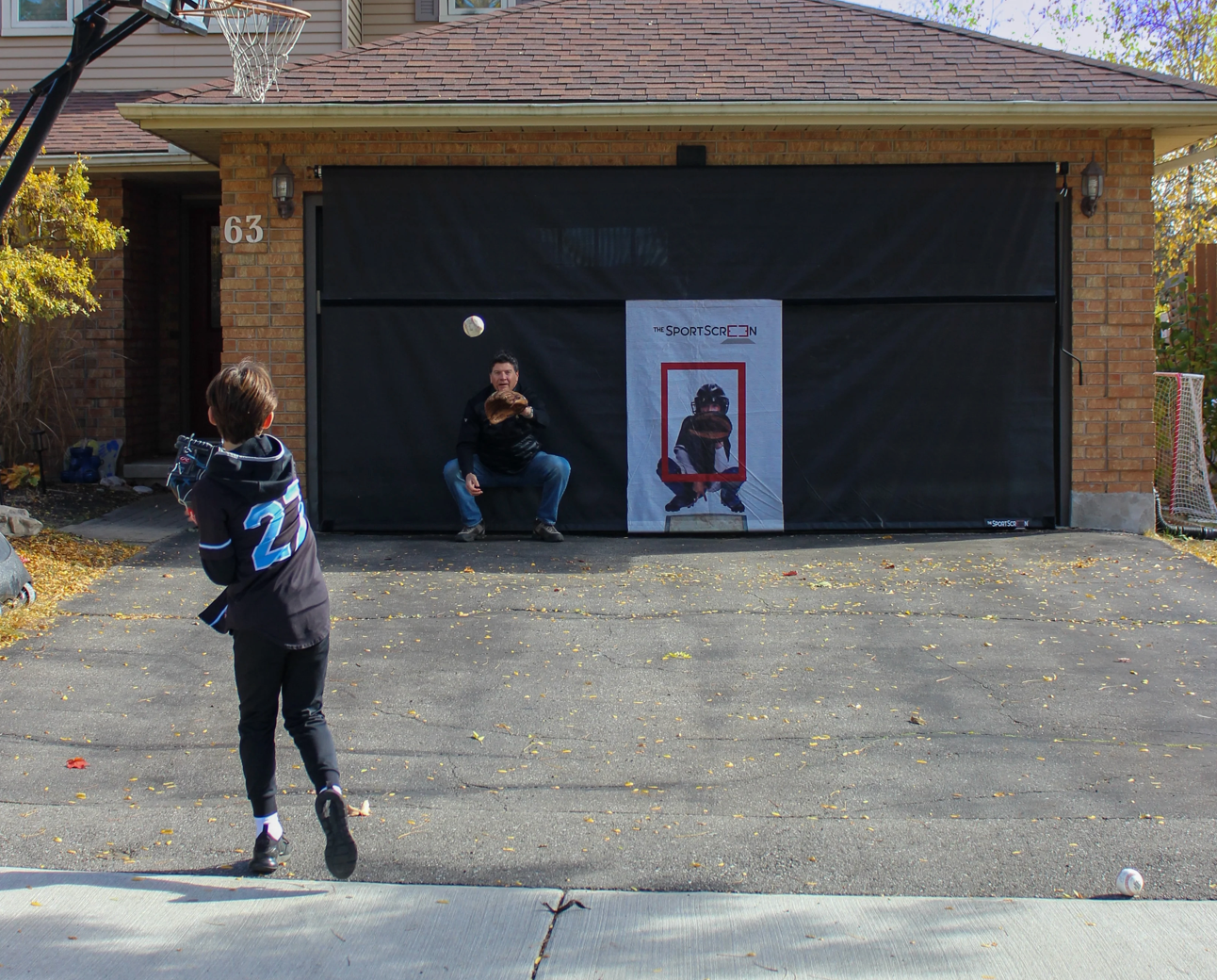 SportScreen (10 ft.- Hand Crank closure)